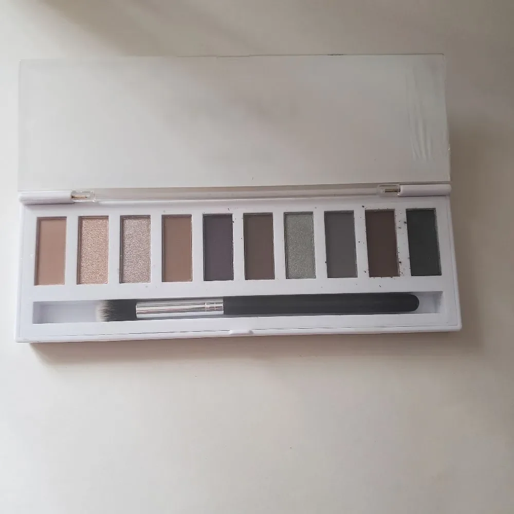 10 Shade Eyeshadow palette​